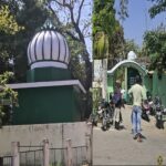 अखाड़ा परिषद के अध्यक्ष महंत रविंद्रपुरी का बड़ा बयान: फर्जी लोग कर रहे आश्रम पर कब्जे की साजिश