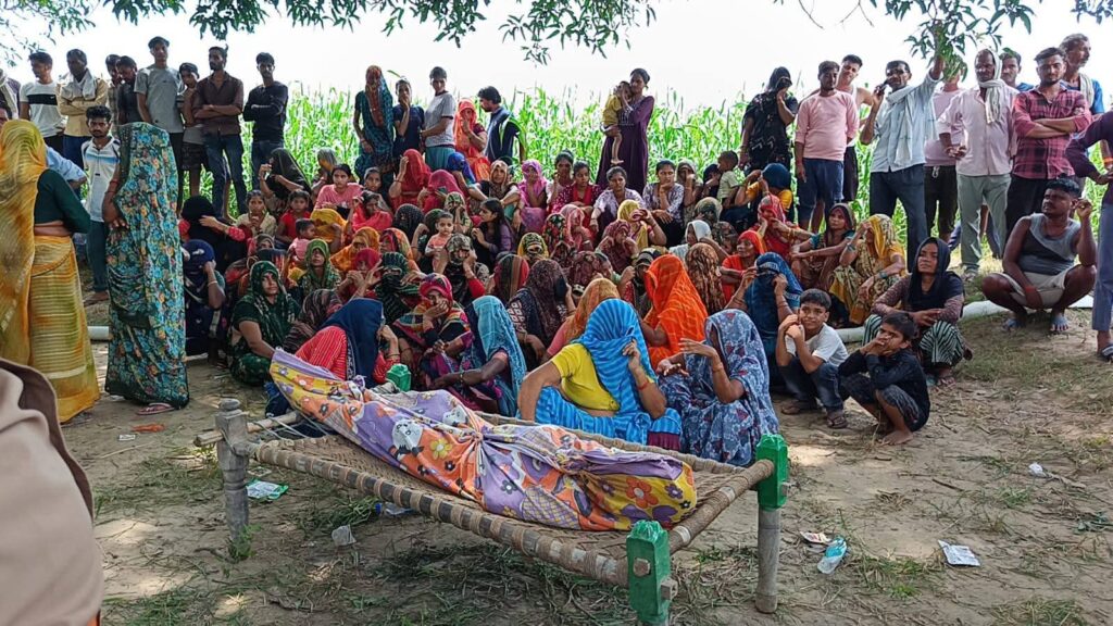 सेंगर नदी से मिला लापता युवक का शव। परिजनों ने लगाया हत्या करो।। 58