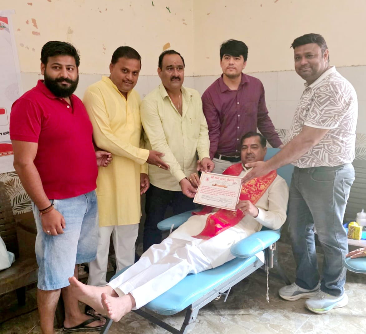 सेवा पखवाड़ा में रक्तदान शिविर भाजपा के सेवा संकल्प का प्रतीक : आदेश चौहान 280