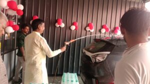 विधायक आदेश चौहान ने किया आर.आर.आर. मोटर्स का शुभारंभ, बोले—युवा उद्यमियों को मिल रहा प्रोत्साहन।। 271