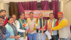 पुलवामा के शहीदों को श्रद्धांजलि, रक्तदान शिविर में 45 यूनिट रक्त संग्रह। 293