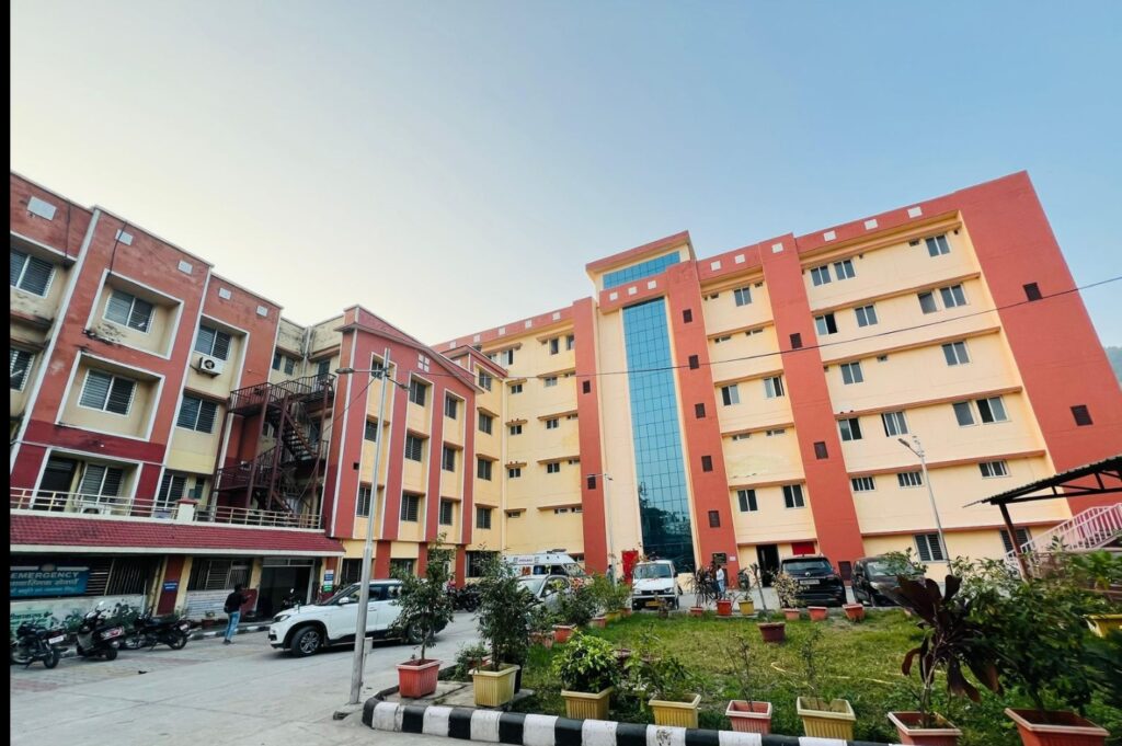 हरिद्वार में 200 बेड के अत्याधुनिक महिला अस्पताल की ओपीडी शुरू 1