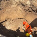 श्यामपुर कांगड़ी में दर्दनाक हादसा: 30 फीट गहरे गड्ढे में दबा मनोहर, बचाव अभियान के बाद भी नहीं बच सकी जान